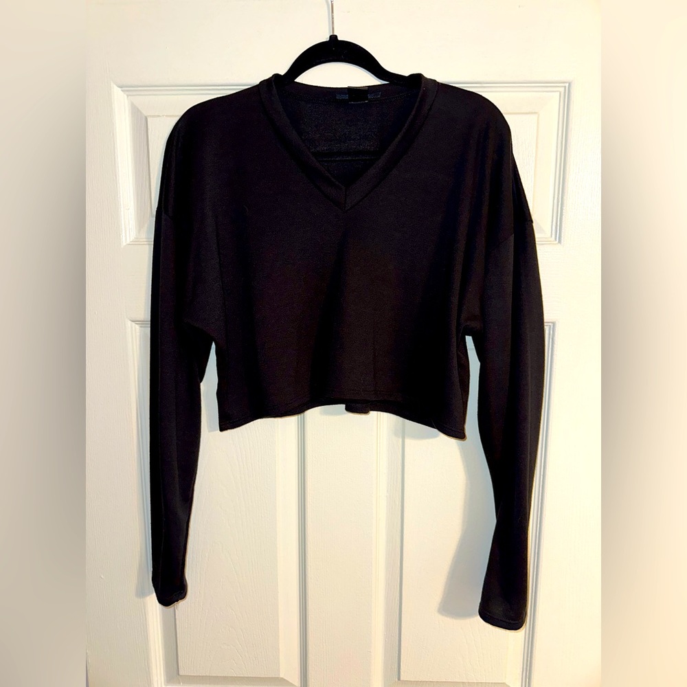 Alloy Long Sleeve Crop - Size L